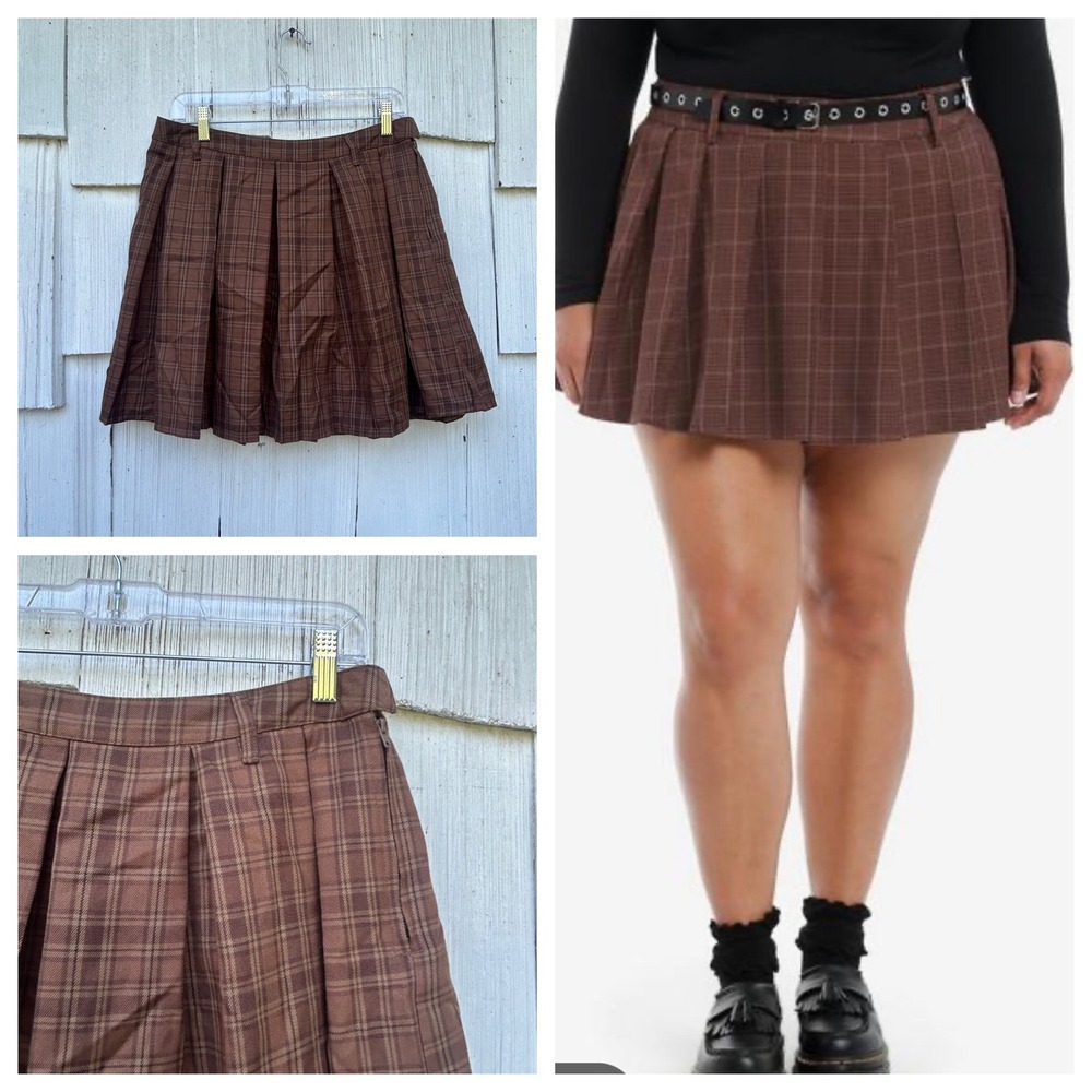 Hot Topic Social Collision Brown Plaid Pleated Mini Skirt NWT Size Large